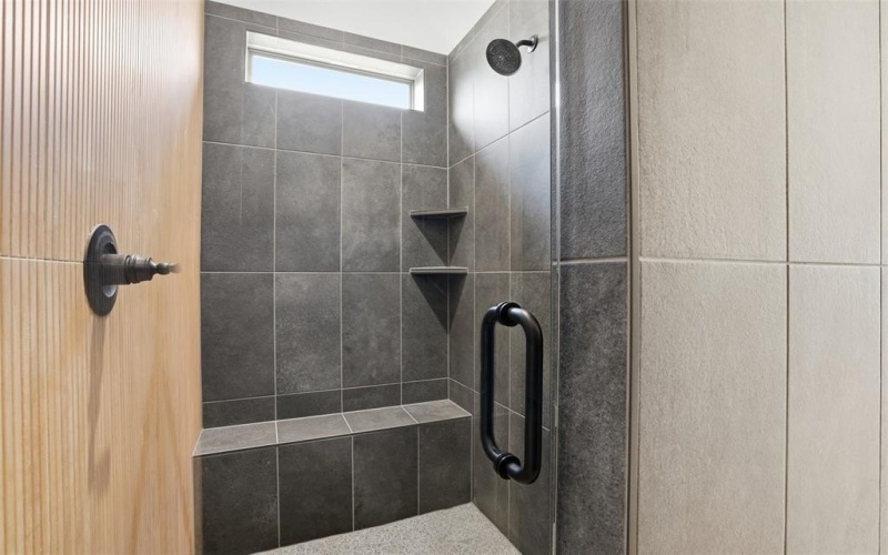 6002 Oakwood Court, Granbury, TX 76049, 4 Habitaciones Habitaciones , ,2 BañosBaños,Residential,En Venta,6002 Oakwood Court,0,21135286