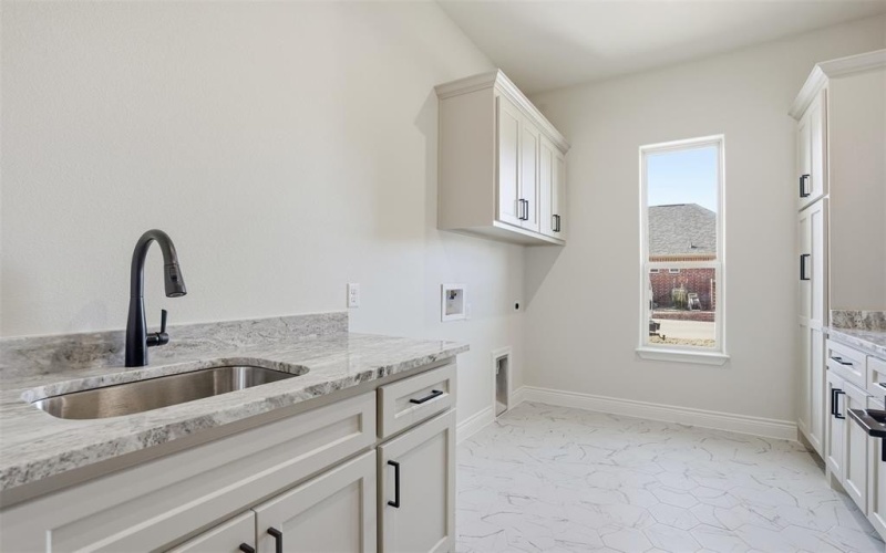 6002 Oakwood Court, Granbury, TX 76049, 4 Habitaciones Habitaciones , ,2 BañosBaños,Residential,En Venta,6002 Oakwood Court,0,21135286