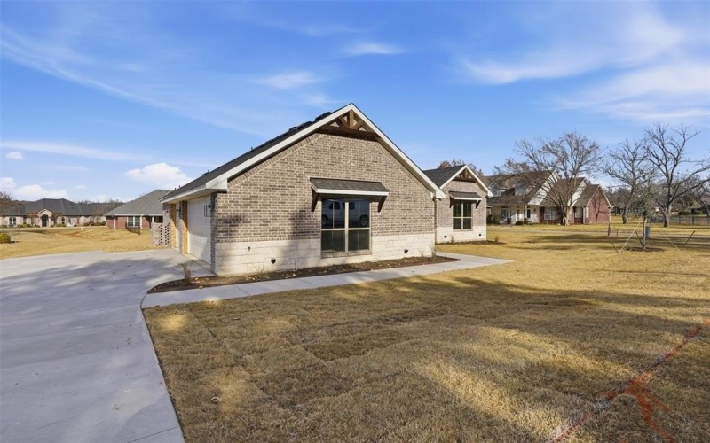 6002 Oakwood Court, Granbury, TX 76049, 4 Habitaciones Habitaciones , ,2 BañosBaños,Residential,En Venta,6002 Oakwood Court,0,21135286