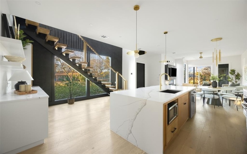 10316 Bel Aire Drive, Dallas, TX 75218, 3 Bedrooms Bedrooms, ,5 BathroomsBathrooms,Residential,For Sale,10316 Bel Aire Drive,0,21136500