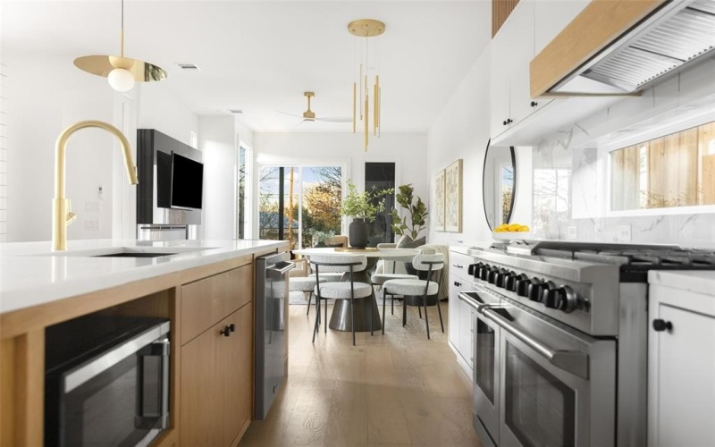 10316 Bel Aire Drive, Dallas, TX 75218, 3 Bedrooms Bedrooms, ,5 BathroomsBathrooms,Residential,For Sale,10316 Bel Aire Drive,0,21136500