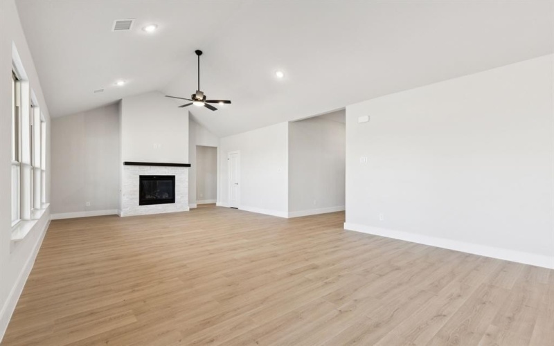 811 Charro Road, Waxahachie, TX 75165, 4 Habitaciones Habitaciones , ,3 BañosBaños,Residential,En Venta,811 Charro Road,0,21136567