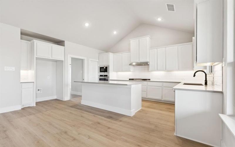 811 Charro Road, Waxahachie, TX 75165, 4 Habitaciones Habitaciones , ,3 BañosBaños,Residential,En Venta,811 Charro Road,0,21136567