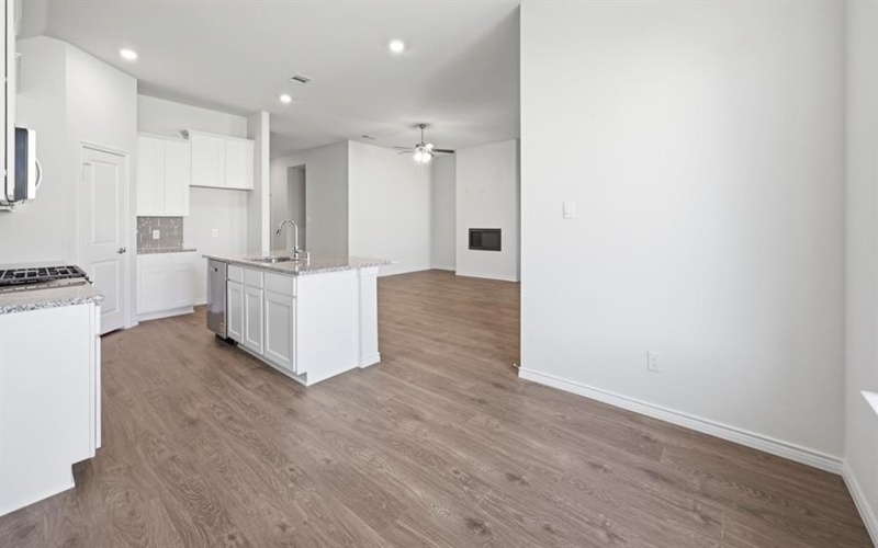 1805 Lewis Drive, Princeton, TX 75407, 4 Habitaciones Habitaciones , ,2 BañosBaños,Residential,En Venta,1805 Lewis Drive,0,21136573