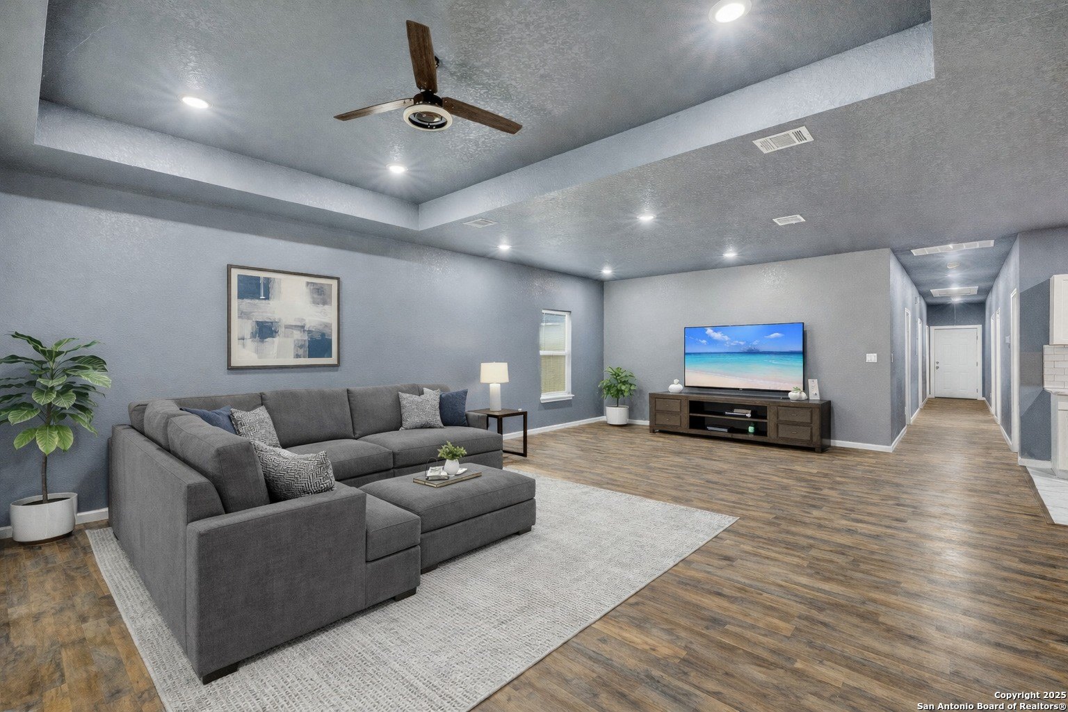 3715 Commercial, San Antonio, TX 78221, 4 Habitaciones Habitaciones , ,2 BañosBaños,Residential,En Venta,3715 Commercial,0,1929665