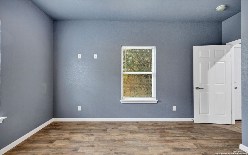 3715 Commercial, San Antonio, TX 78221, 4 Habitaciones Habitaciones , ,2 BañosBaños,Residential,En Venta,3715 Commercial,0,1929665