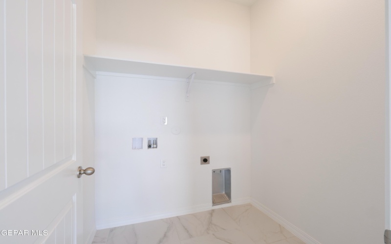 6046 Fall Ridge, Santa Teresa, NM 88008, 3 Bedrooms Bedrooms, ,2 BathroomsBathrooms,Residential,For Sale,6046 Fall Ridge,0,935409