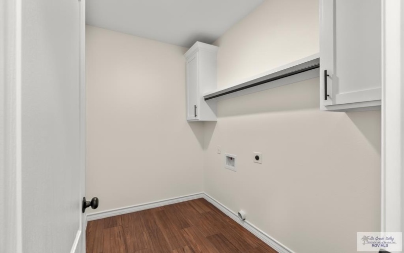 123 MARIGOLD RD, LOS FRESNOS, TX 78566, 3 Habitaciones Habitaciones , ,2 BañosBaños,Residential,En Venta,123 MARIGOLD RD,0,29770050