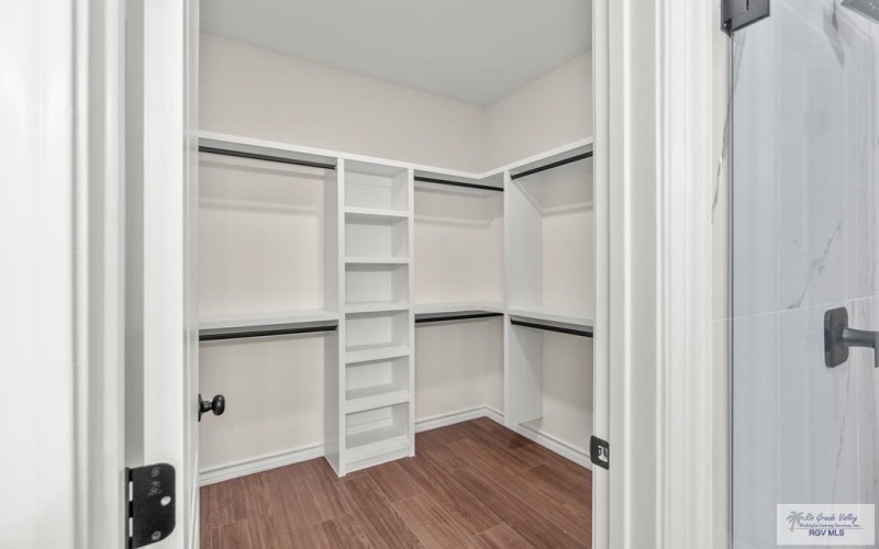 123 MARIGOLD RD, LOS FRESNOS, TX 78566, 3 Habitaciones Habitaciones , ,2 BañosBaños,Residential,En Venta,123 MARIGOLD RD,0,29770050