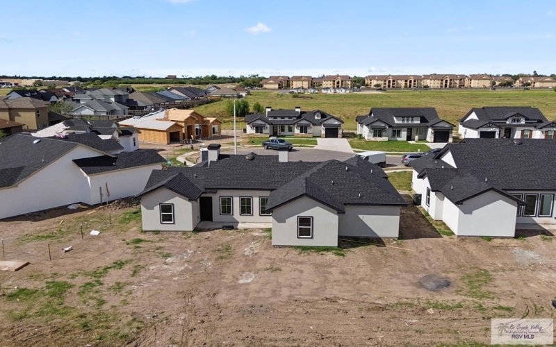 123 MARIGOLD RD, LOS FRESNOS, TX 78566, 3 Habitaciones Habitaciones , ,2 BañosBaños,Residential,En Venta,123 MARIGOLD RD,0,29770050