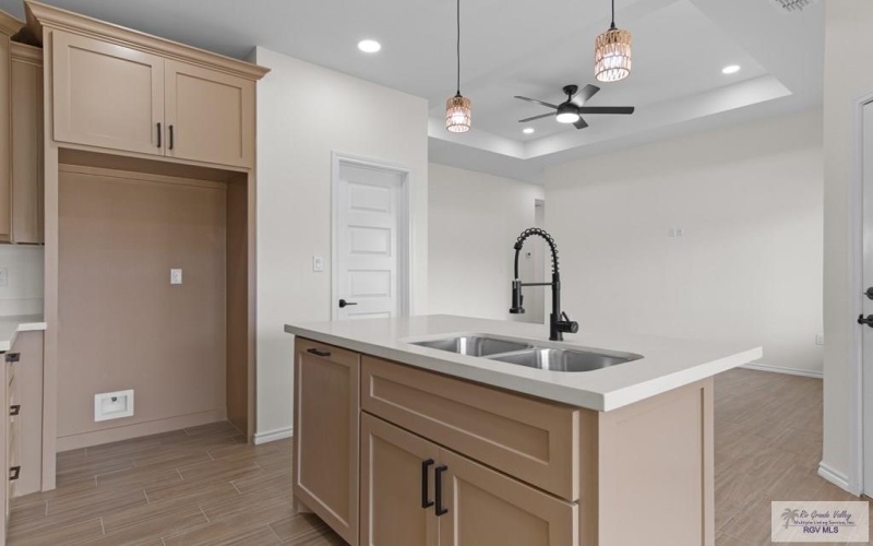 17921 SPRUCE ST, COMBES, TX 78552, 3 Habitaciones Habitaciones , ,2 BañosBaños,Residential,En Venta,17921 SPRUCE ST,0,29770758