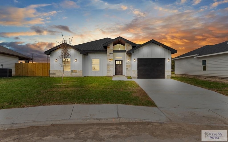 17921 SPRUCE ST, COMBES, TX 78552, 3 Habitaciones Habitaciones , ,2 BañosBaños,Residential,En Venta,17921 SPRUCE ST,0,29770758