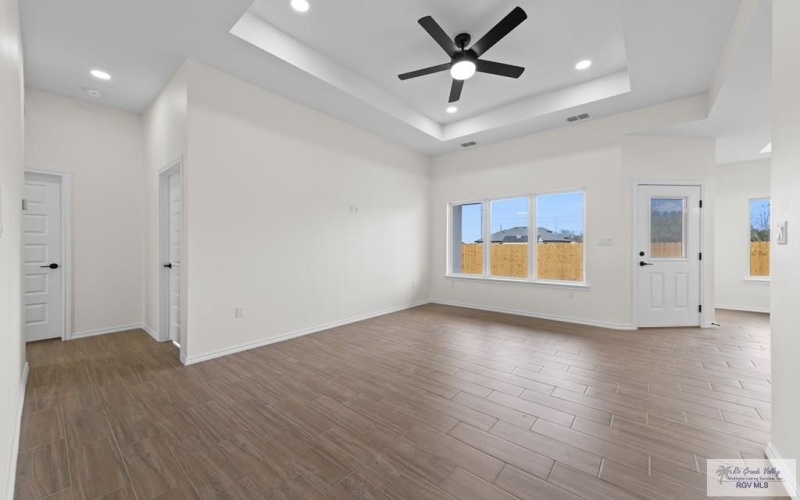 17921 SPRUCE ST, COMBES, TX 78552, 3 Habitaciones Habitaciones , ,2 BañosBaños,Residential,En Venta,17921 SPRUCE ST,0,29770758