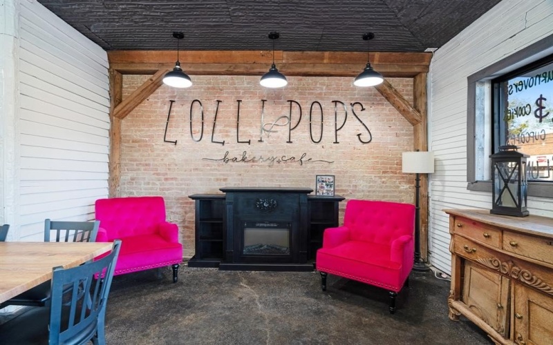 125 N Main Street, Bogata, TX 75417, ,Commercial Sale,En Venta,125 N Main Street,0,21127200