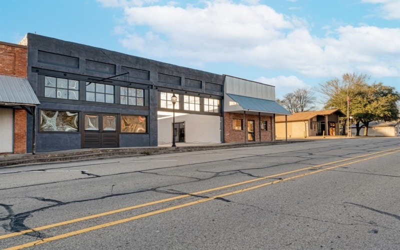 125 N Main Street, Bogata, TX 75417, ,Commercial Sale,En Venta,125 N Main Street,0,21127200