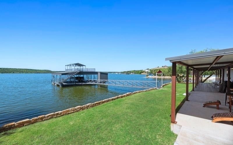 8301 County Road 300, Graham, TX 76450, 4 Habitaciones Habitaciones , ,2 BañosBaños,Residential,En Venta,8301 County Road 300,0,21127488