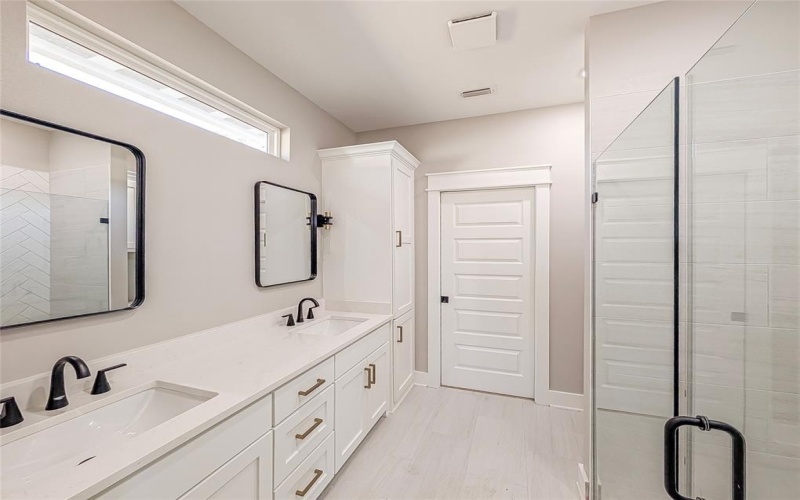 307 S Langham Street, Troup, TX 75789, 3 Habitaciones Habitaciones , ,2 BañosBaños,Residential,En Venta,307 S Langham Street,0,21134407