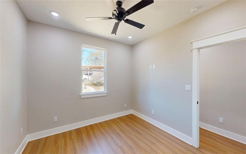 307 S Langham Street, Troup, TX 75789, 3 Habitaciones Habitaciones , ,2 BañosBaños,Residential,En Venta,307 S Langham Street,0,21134407