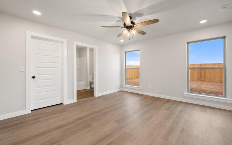 3016 140th Street, Lubbock, TX 79423, 3 Bedrooms Bedrooms, ,2 BathroomsBathrooms,Residential,For Sale,3016 140th Street,202550606