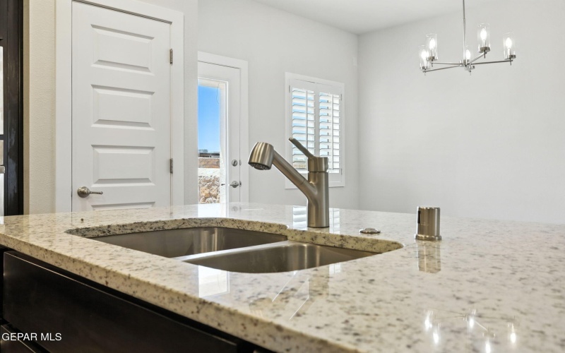 5728 Adamsville Avenue, El Paso, TX 79934, 4 Habitaciones Habitaciones , ,1 BañoBaños,Residential,En Venta,5728 Adamsville Avenue,0,935419