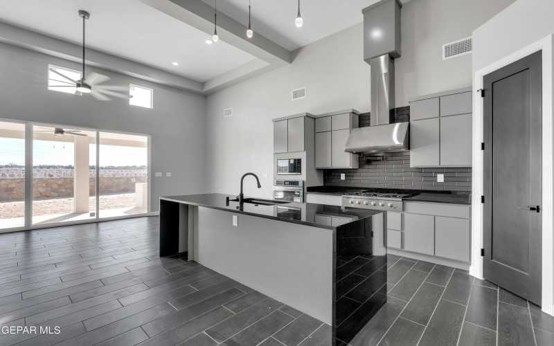 13316 Emerald Wind Court, Horizon City, TX 79928, 4 Habitaciones Habitaciones , ,3 BañosBaños,Residential,En Venta,13316 Emerald Wind Court,0,935426