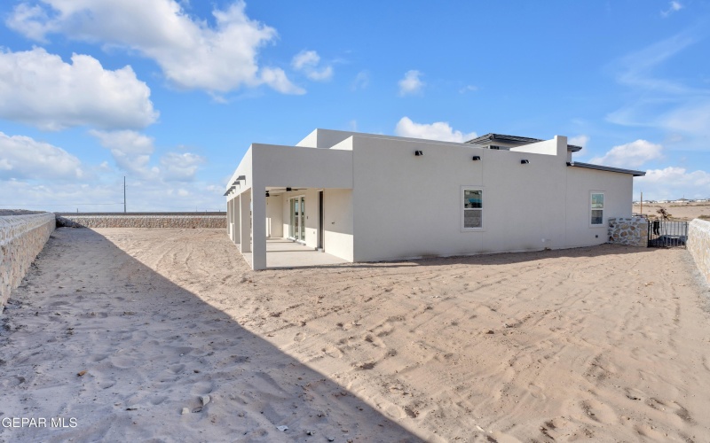 13316 Emerald Wind Court, Horizon City, TX 79928, 4 Habitaciones Habitaciones , ,3 BañosBaños,Residential,En Venta,13316 Emerald Wind Court,0,935426