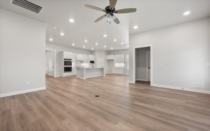 5407 109th Street, Lubbock, TX 79424, 4 Habitaciones Habitaciones , ,3 BañosBaños,Residential,En Venta,5407 109th Street,0,202557320