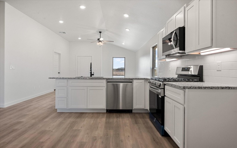 3106 138th Place, Lubbock, TX 79423, 3 Habitaciones Habitaciones , ,2 BañosBaños,Residential,En Venta,3106 138th Place,0,202564381