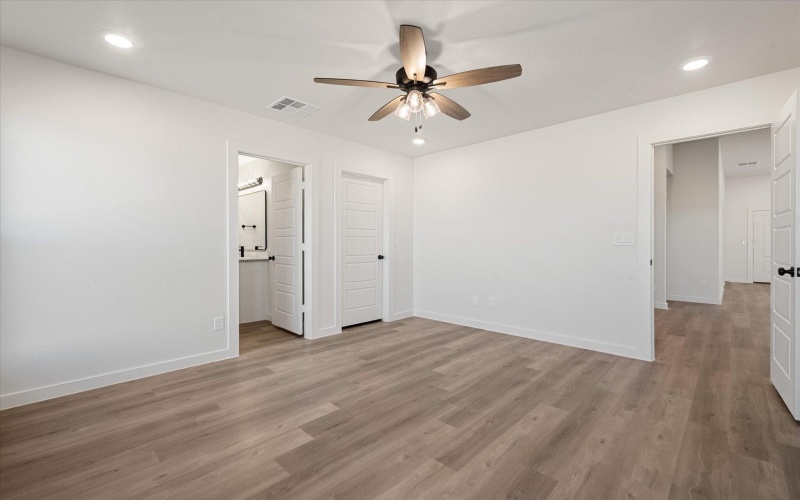 3106 138th Place, Lubbock, TX 79423, 3 Habitaciones Habitaciones , ,2 BañosBaños,Residential,En Venta,3106 138th Place,0,202564381