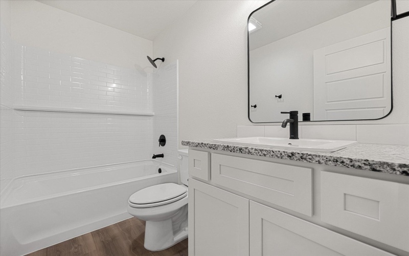 3106 138th Place, Lubbock, TX 79423, 3 Habitaciones Habitaciones , ,2 BañosBaños,Residential,En Venta,3106 138th Place,0,202564381