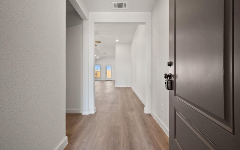 3102 138th Place, Lubbock, TX 79423, 4 Habitaciones Habitaciones , ,2 BañosBaños,Residential,En Venta,3102 138th Place,0,202564383