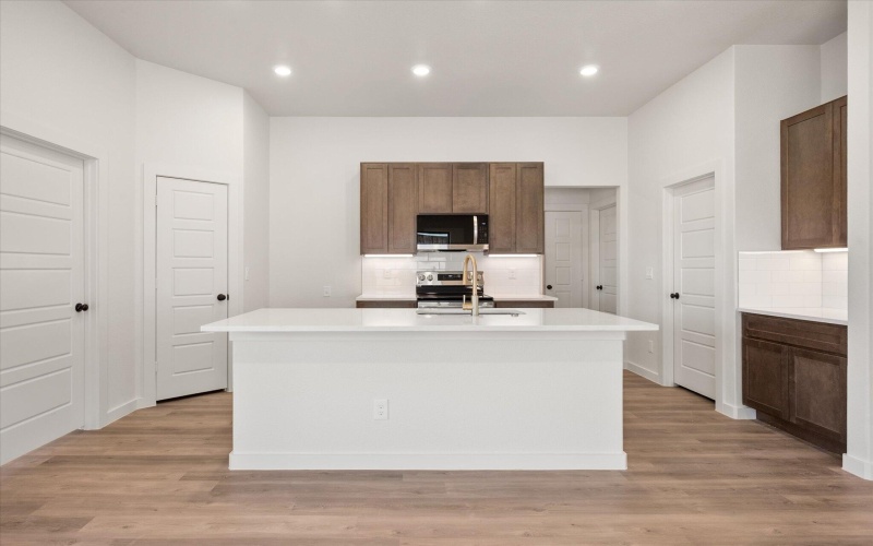 3102 138th Place, Lubbock, TX 79423, 4 Habitaciones Habitaciones , ,2 BañosBaños,Residential,En Venta,3102 138th Place,0,202564383