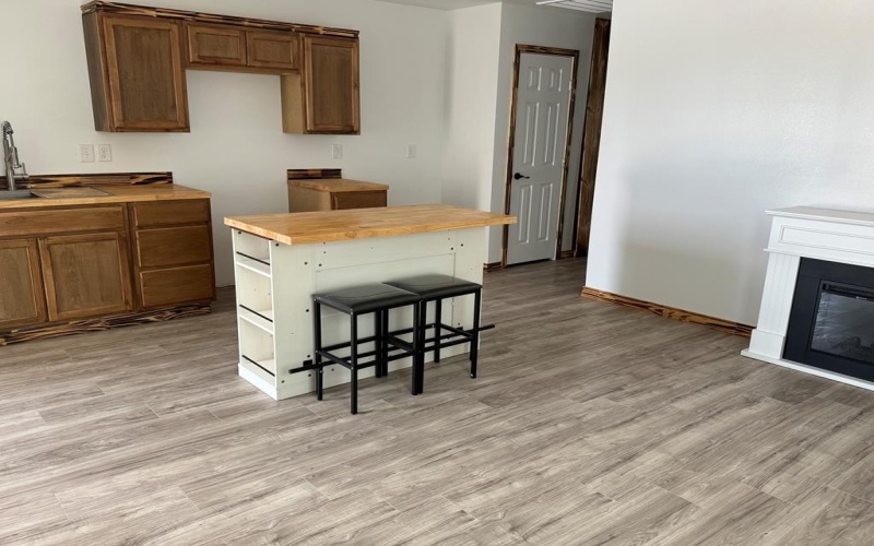 1212 Roosevelt St, San Angelo, TX 76901, 6 Habitaciones Habitaciones , ,Residential Multi Family,En Venta,1212 Roosevelt St,0,130100