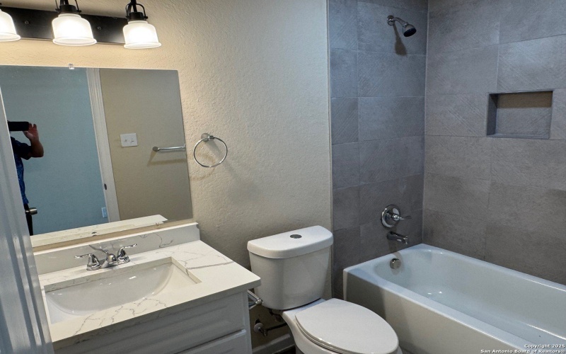 450 County Road 679, Natalia, TX 78059, 3 Habitaciones Habitaciones , ,2 BañosBaños,Residential,En Venta,450 County Road 679,0,1858339