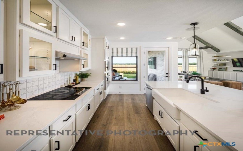 383 White Oak, Castroville, TX 78009, 4 Habitaciones Habitaciones , ,3 BañosBaños,Residential,En Venta,383 White Oak,0,598286