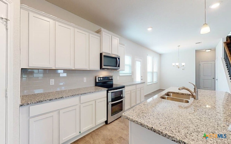 1717 Paso Fino Trail, Harker Heights, TX 76548, 5 Habitaciones Habitaciones , ,2 BañosBaños,Residential,En Venta,1717 Paso Fino Trail,0,600444