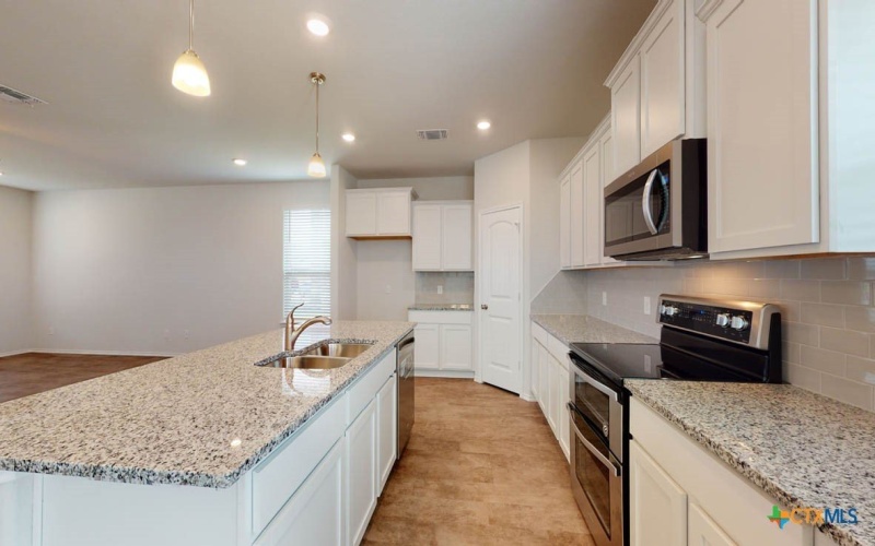 1717 Paso Fino Trail, Harker Heights, TX 76548, 5 Habitaciones Habitaciones , ,2 BañosBaños,Residential,En Venta,1717 Paso Fino Trail,0,600444