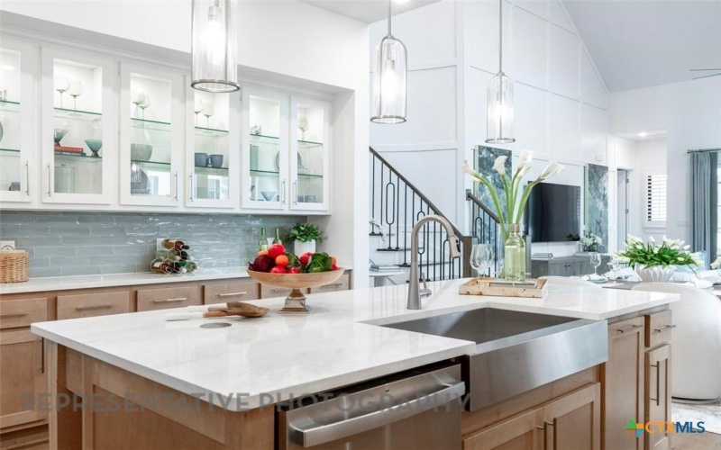 540 High Summit Drive, Georgetown, TX 78628, 5 Bedrooms Bedrooms, ,6 BathroomsBathrooms,Residential,For Sale,540 High Summit Drive,0,600477