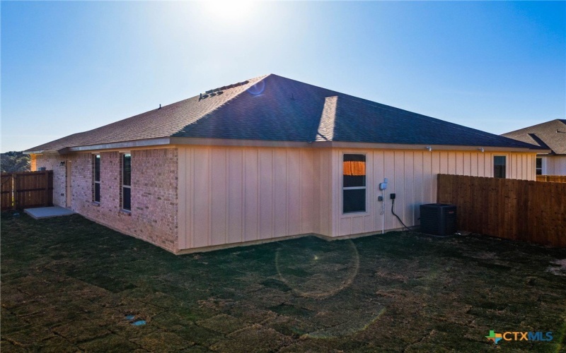 202 Adley Avenue, Copperas Cove, TX 76522, 6 Bedrooms Bedrooms, ,5 BathroomsBathrooms,Residential Multi Family,For Sale,202 Adley Avenue,0,600507