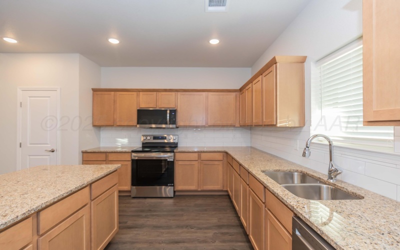 7511 Beck Drive, Amarillo, TX 79119, 3 Bedrooms Bedrooms, ,2 BathroomsBathrooms,Residential,For Sale,7511 Beck Drive,0,25-10218