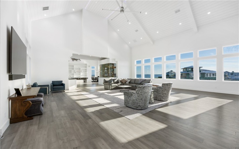 305 Estes Drive, Rockport, TX 78382, 6 Bedrooms Bedrooms, ,5 BathroomsBathrooms,Residential,For Sale,305 Estes Drive,0,469088