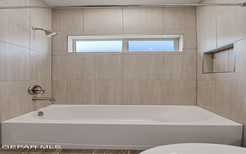 5744 Adamsville Avenue, El Paso, TX 79934, 3 Habitaciones Habitaciones , ,1 BañoBaños,Residential,En Venta,5744 Adamsville Avenue,0,935438