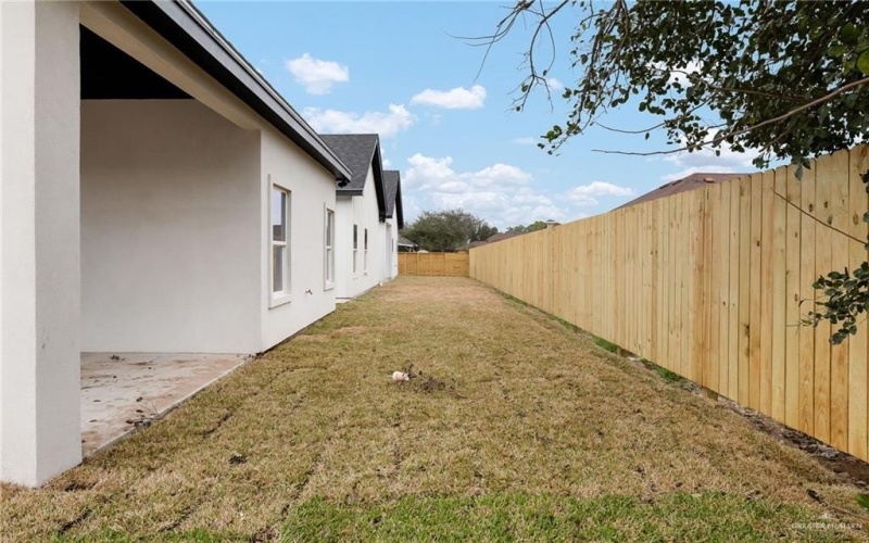 2324 Thornton Avenue, Mission, TX 78574, 3 Bedrooms Bedrooms, ,2 BathroomsBathrooms,Residential,For Sale,2324 Thornton Avenue,0,490559