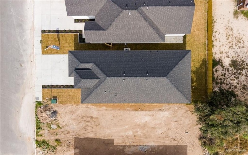 2324 Thornton Avenue, Mission, TX 78574, 3 Bedrooms Bedrooms, ,2 BathroomsBathrooms,Residential,For Sale,2324 Thornton Avenue,0,490559