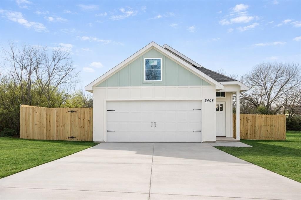 5408 eLGIN Street, Fort Worth, TX 76105, 3 Bedrooms Bedrooms, ,2 BathroomsBathrooms,Residential,For Sale,5408 eLGIN Street,0,21130788