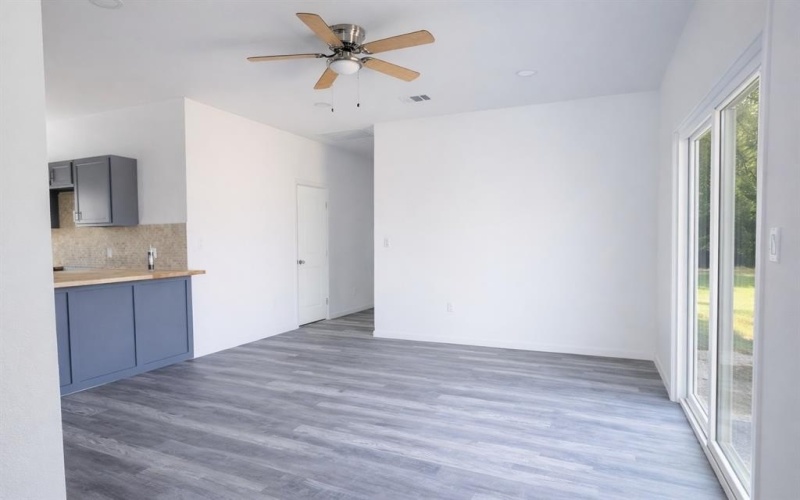 5408 eLGIN Street, Fort Worth, TX 76105, 3 Bedrooms Bedrooms, ,2 BathroomsBathrooms,Residential,For Sale,5408 eLGIN Street,0,21130788