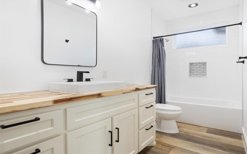 319 S Pecan Street, Bells, TX 75414, 3 Habitaciones Habitaciones , ,2 BañosBaños,Residential,En Venta,319 S Pecan Street,0,21134364