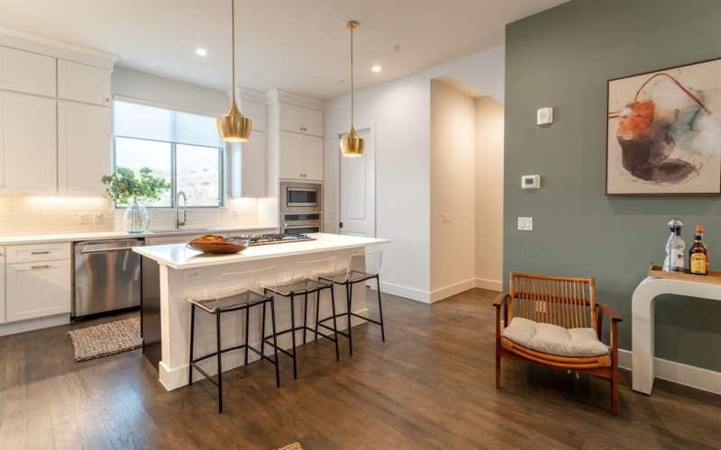 13900 Noel Road #202, Dallas, TX 75240, 2 Habitaciones Habitaciones , ,2 BañosBaños,Residential,En Venta,13900 Noel Road,0,21134773