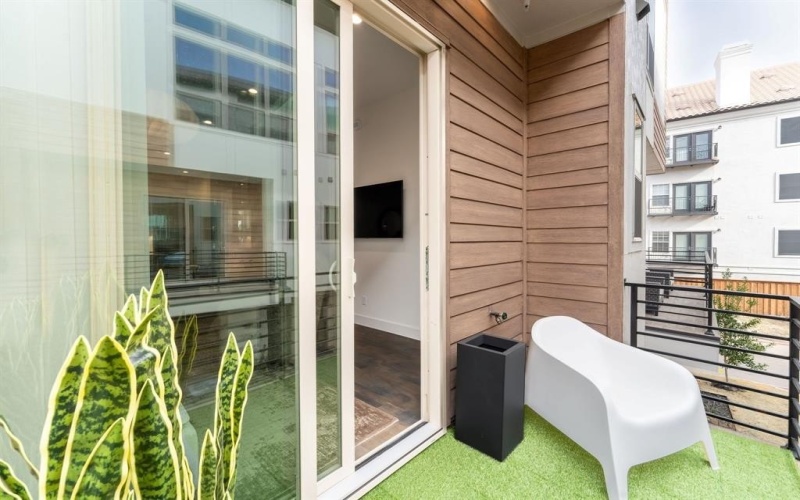 13900 Noel Road #202, Dallas, TX 75240, 2 Habitaciones Habitaciones , ,2 BañosBaños,Residential,En Venta,13900 Noel Road,0,21134773