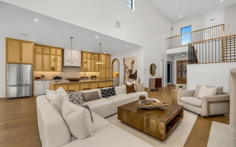 8714 San Fernando Way, Dallas, TX 75218, 5 Bedrooms Bedrooms, ,6 BathroomsBathrooms,Residential,For Sale,8714 San Fernando Way,0,21134974